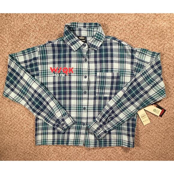 No Boundaries Tops - NWT Netflix Stranger Things x No Boundaries Cotton Cropped Flannel Size XS (0-2)